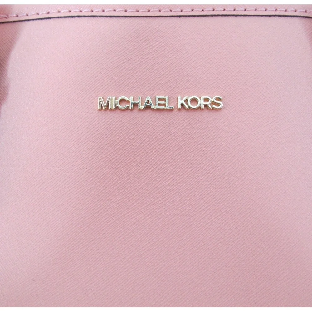Michael Kors Medium Jet Set‎ Saffiano Leather Top-Zip Multifunction Tote Handbag